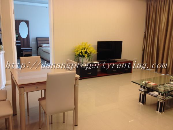 Cho thuê căn hộ cao cấp Azura Đà Nẵng, 2 phòng ngủ, 800$/tháng.