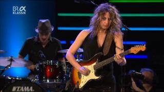 PDVD 004 zpsa7523bdd - Ana Popovic Band - Jazzwoche Burghausen 2012 (2012) [DVD5]