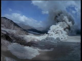 PDVD 006 zps29f7a504 - La Erupción Del Volcán San Helens [IMAX] (1999) [DVD5]