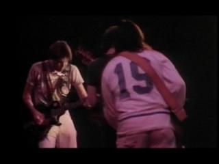 PDVD 011 zps5b2a1205 - Neil Young & Crazy Horse - Rust Never Sleeps 1978 (2005) [DVD9] [PAL] [VH]