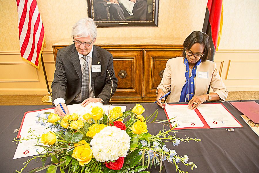 Official Signing of the Friendship Agreement.