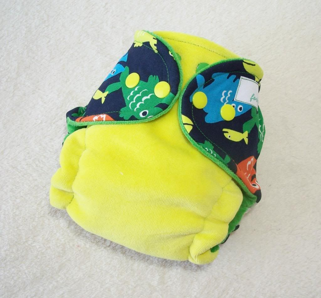 Sea Creatures (Import) with Kelly Green Cotton Velour Newborn/Small Hybrid Cloth Diaper