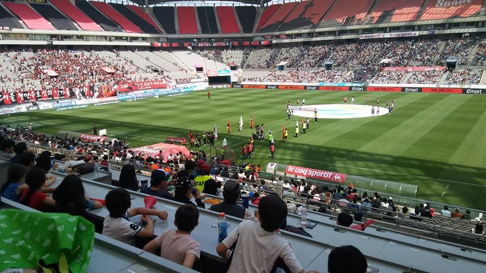 watching a soccer game party photo 13239159_10207997712293830_8508805514360198936_n_zps9metsqyn.jpg