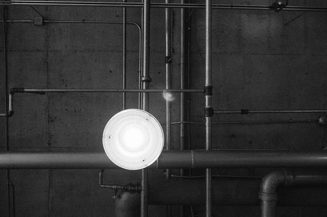 photo black-and-white-industry-factory-lamp_zpsdkqgkywp.jpg