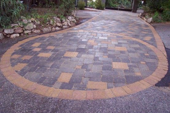 photo driveway_zpsc820ac51.jpg
