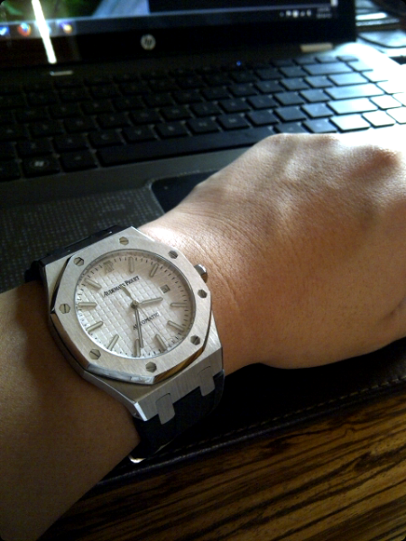 APwristshot4_zpsf3f3bd6d.png