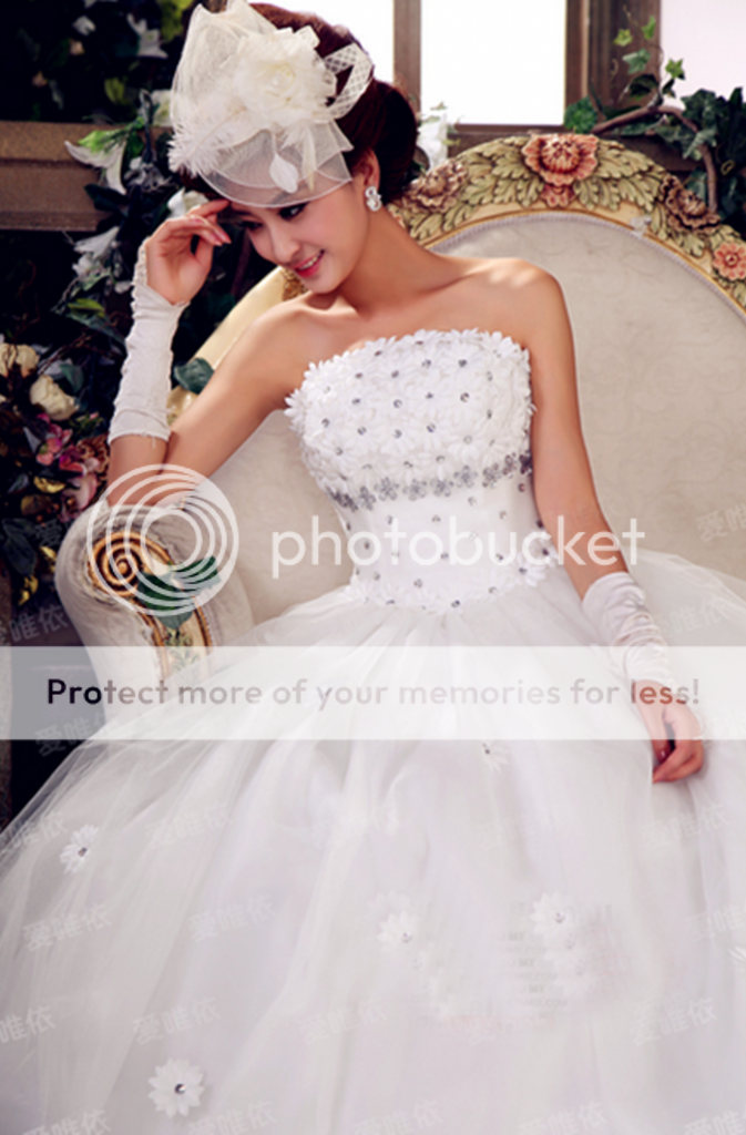 New Women's Sweet Princess Flowers Diamond Strapless Bridal Dress Wedding Dress